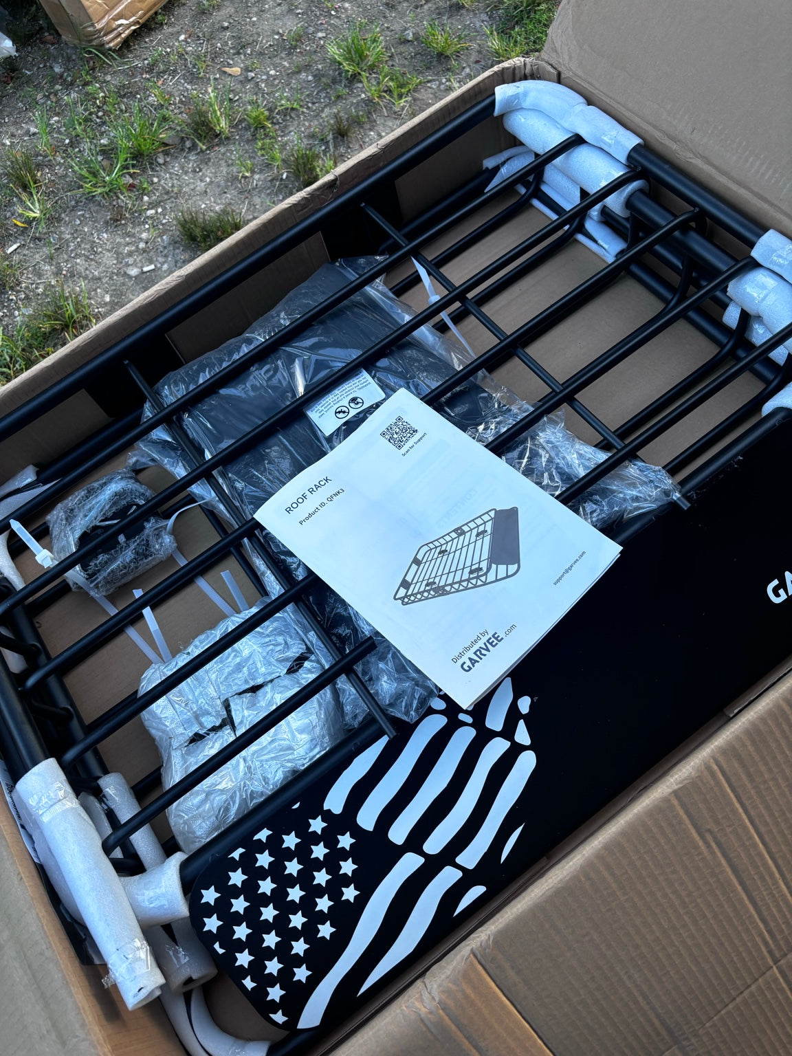 GARVEE roof rack cargo basket detail