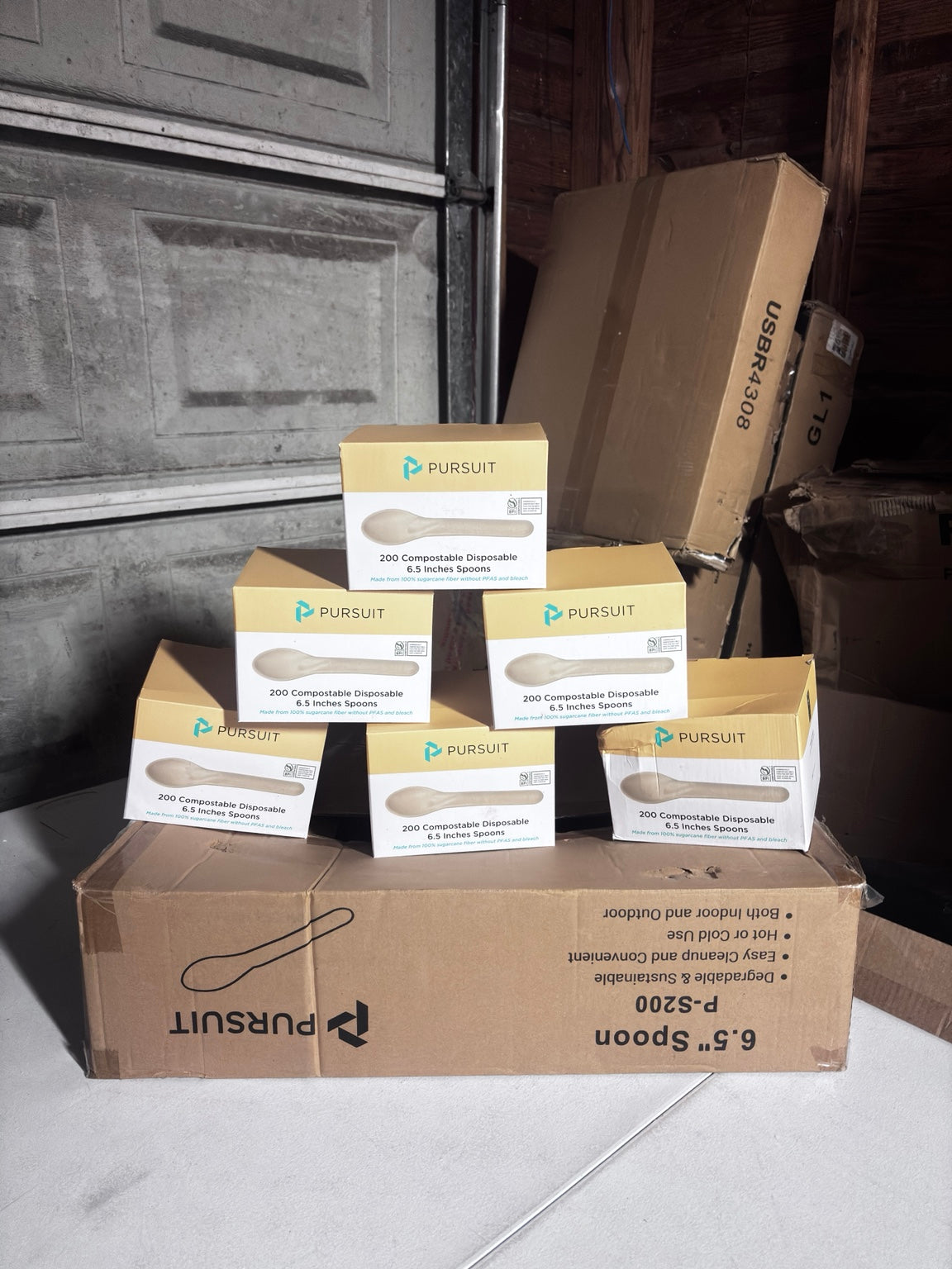 Pursuit compostable spoons boxes
